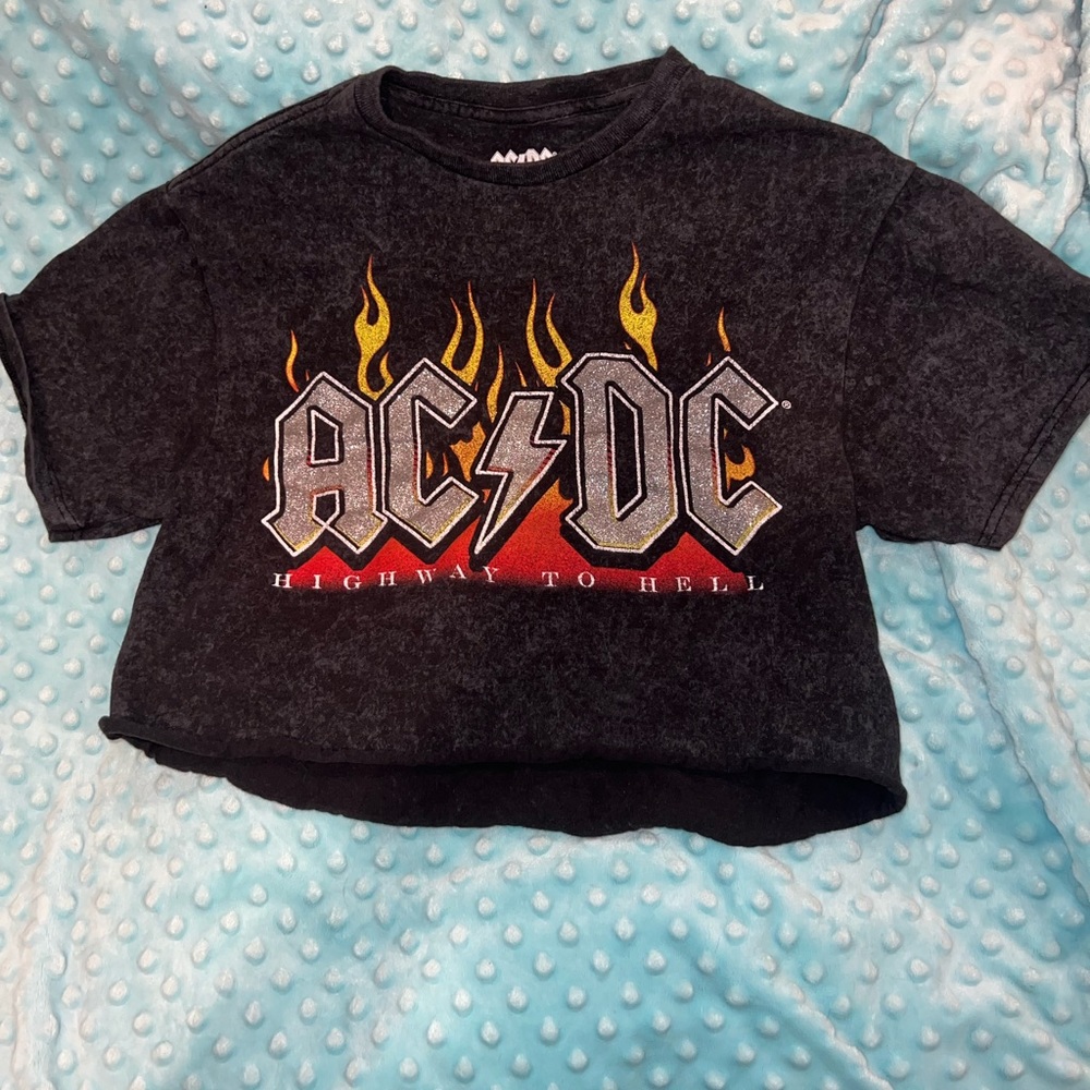 Women’s AC/DC crop top